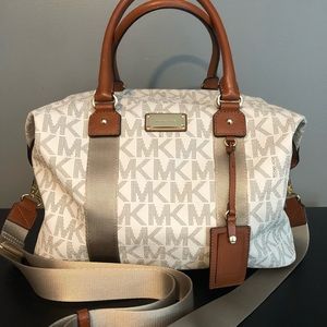 Michael Kors Weekender bag